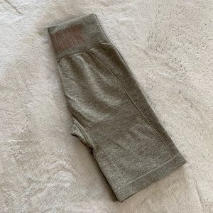 Flex High Waisted Biker Shorts (Taupe)